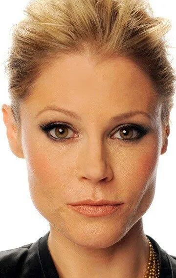 Фотография актёра Джули Боуэн