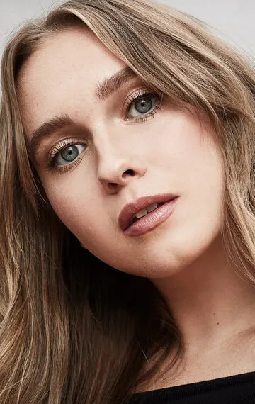 Фотография актёра Вероника Словиковска