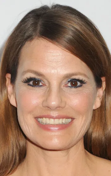 Фотография актёра Сюзанн Крайер