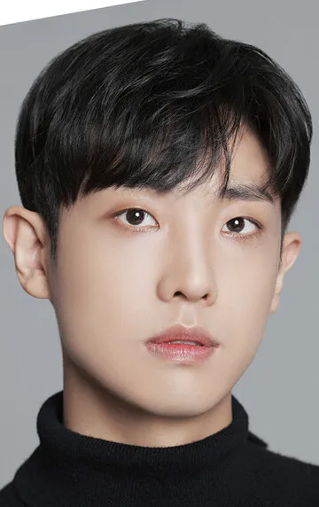 Фотография актёра Ли Джун