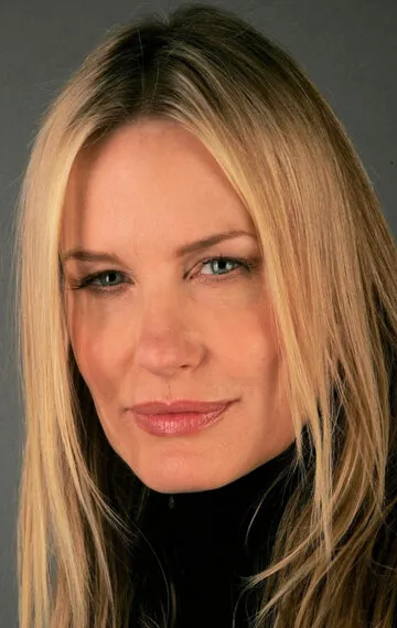 Фотография актёра Дэрил Ханна