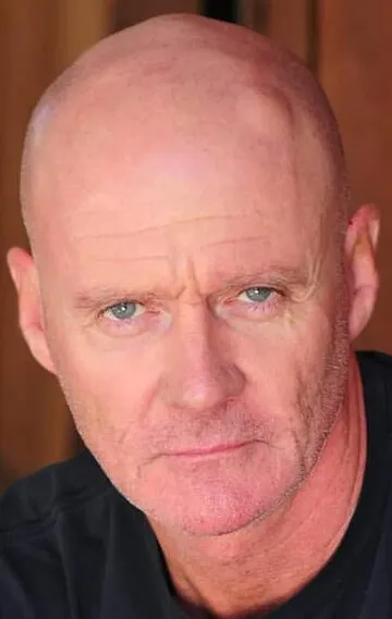 Фотография актёра Джеймс Джуд Кортни