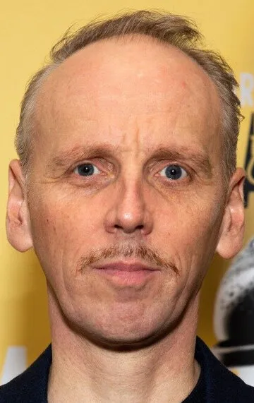 Фотография актёра Юэн Бремнер