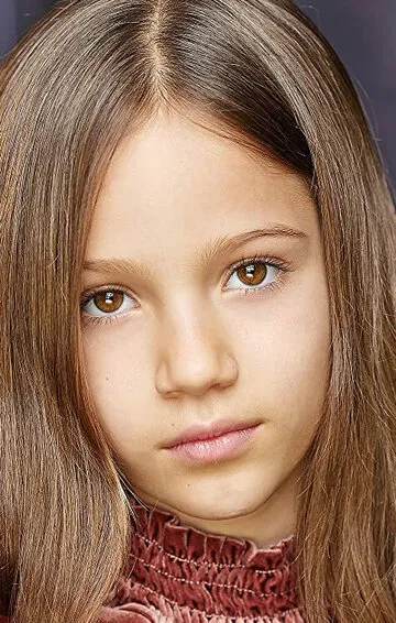 Фотография актёра Скайуокер Хьюз