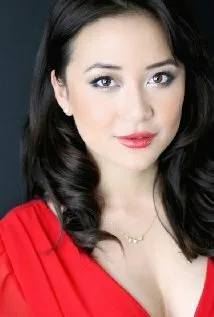 Фотография актёра Анджела Чжоу