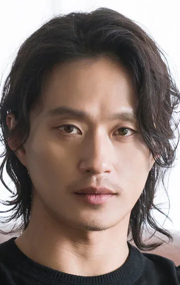 Фотография актёра Ким Сон-гю