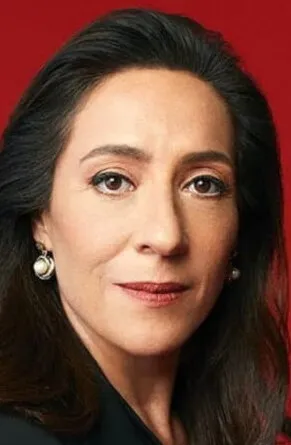 Фотография актёра Биннур Кая