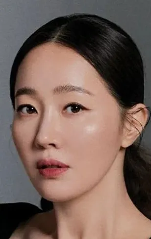 Фотография актёра Ом Джи-вон