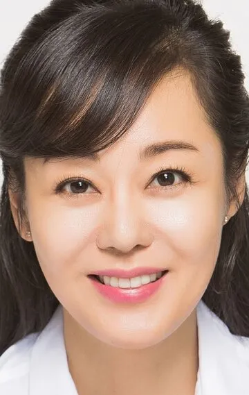 Фотография актёра Ким Юн-джин