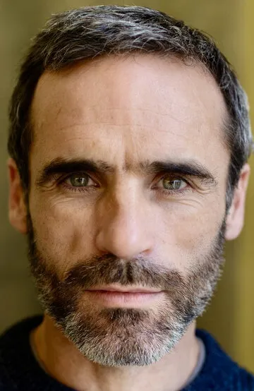 Фотография актёра Дара Дивейни