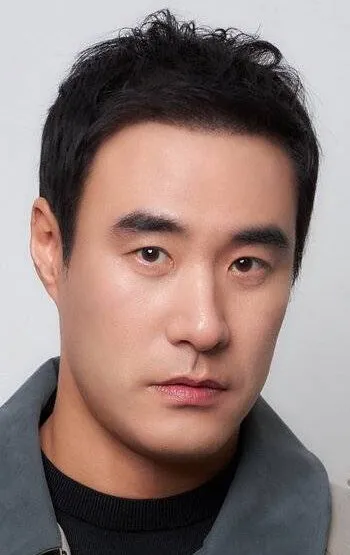 Фотография актёра Пэ Сон-у