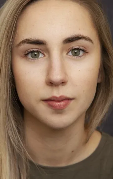 Фотография актёра Эшлинг Кернс