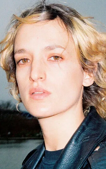 Фотография актёра Агат Руссель