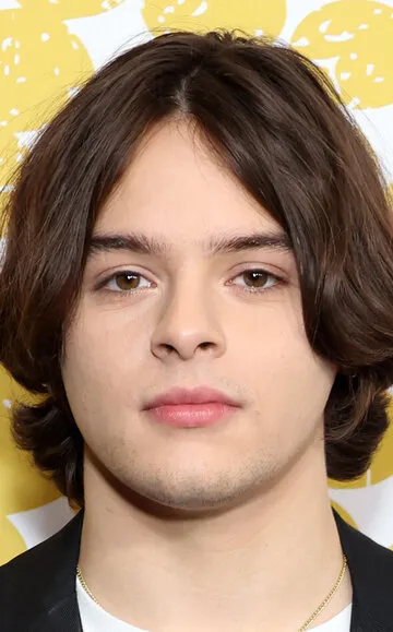 Фотография актёра Мейс Коронел