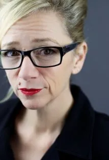 Фотография актёра Захари Бартон