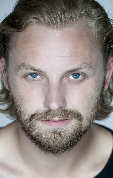 Фотография актёра Том Кэнтон