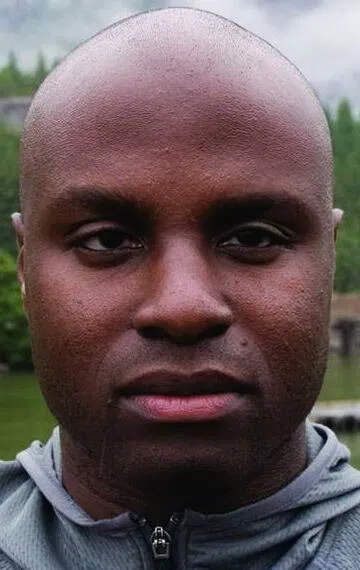 Фотография актёра Олатунде Осунсанми