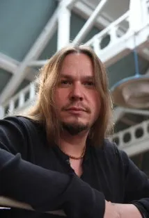 Фотография актёра Майк Ле Хань