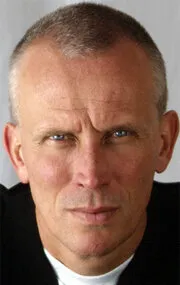 Фотография режиссера – Питер Уэллер (Peter Weller)