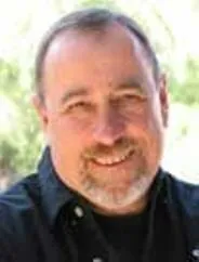 Фотография режиссера – Стив Цуккерман (Steve Zuckerman)