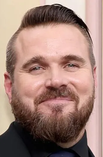 Фотография актёра Джоэль Кроуфорд