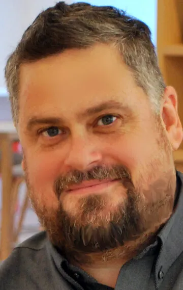 Фотография режиссера – Пол Бриггс (Paul Briggs)