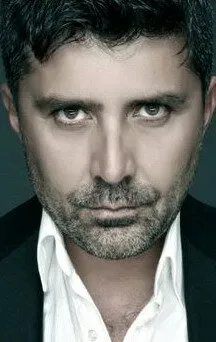 Фотография режиссера – Омер Фарук Сорак (Ömer Faruk Sorak)