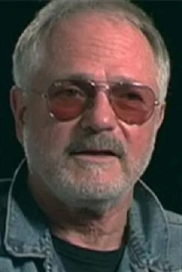 Фотография режиссера – Томас Дж. Райт (Thomas J. Wright)