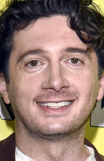 Фотография режиссера – Джин Ступницки (Gene Stupnitsky)