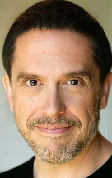 Фотография актёра Ли Анкрич