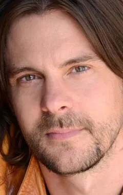 Фотография актёра Джон Ганн