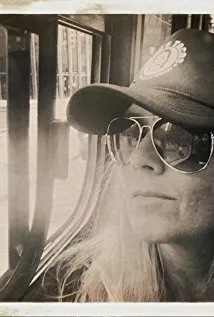 Фотография актёра Энни Брэдли