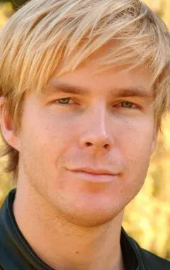 Фотография режиссера – Адам Робител (Adam Robitel)