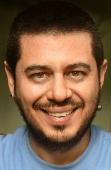 Фотография актёра Джем Карджи