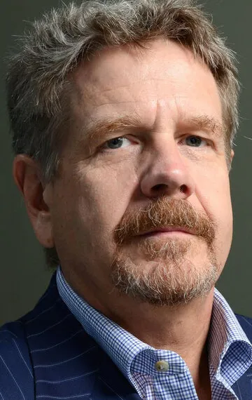 Фотография режиссера – Джон Уэллс (John Wells)