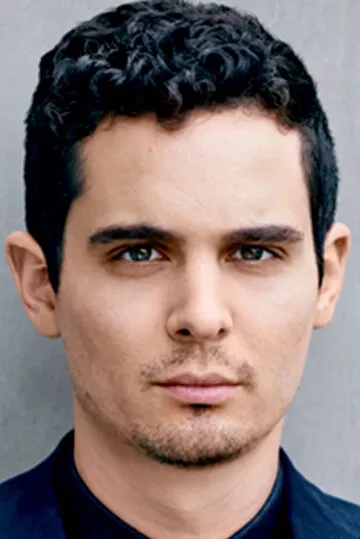 Фотография актёра Дэмьен Шазелл