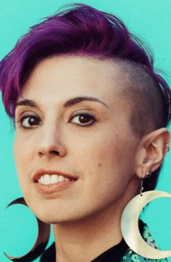 Фотография актёра Мэгги Левин