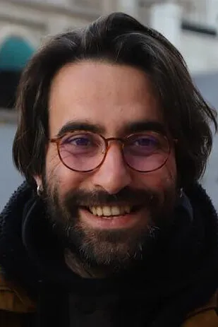 Фотография актёра Бурак Мюждеджи