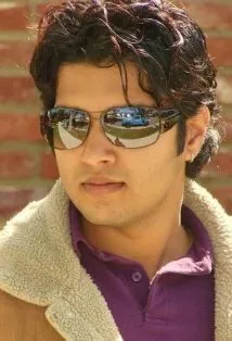 Фотография режиссера – Азиф Акбар (Asif Akbar)