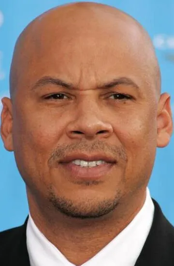 Фотография актёра Кен Уиттингэм