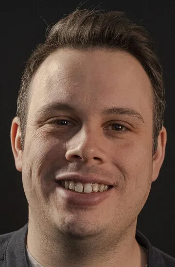 Фотография режиссера – Лоуренс Фаулер (Lawrence Fowler)