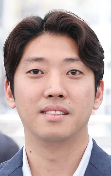 Фотография актёра Ким Чхан-хун