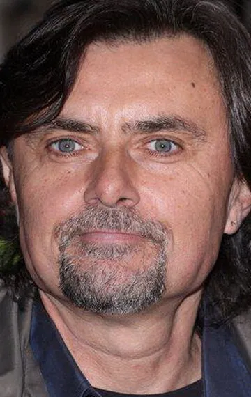 Фотография режиссера – Габор Чупо (Gabor Csupo)