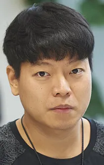 Фотография актёра Ли Дон-хён
