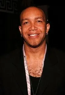 Фотография режиссера – Р. Эллис Фрэзиер (R. Ellis Frazier)