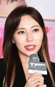 Фотография режиссера – Хан Су-джи (Han Soo-ji)