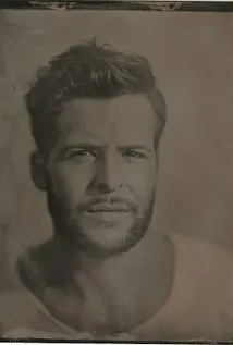 Фотография режиссера – Tyson Johnston