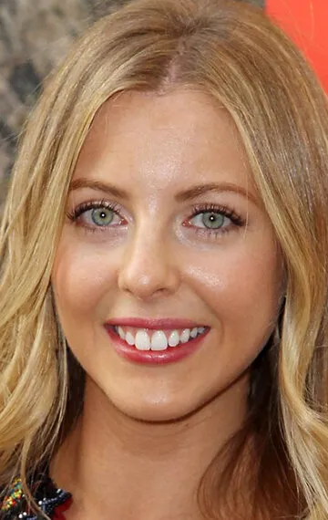 Фотография актёра Холли Мейерс-Шайер