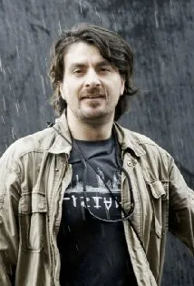 Фотография актёра Гёкхан Тирьяки