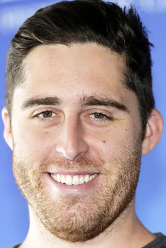 Фотография режиссера – Трей Эдвард Шульц (Trey Edward Shults)